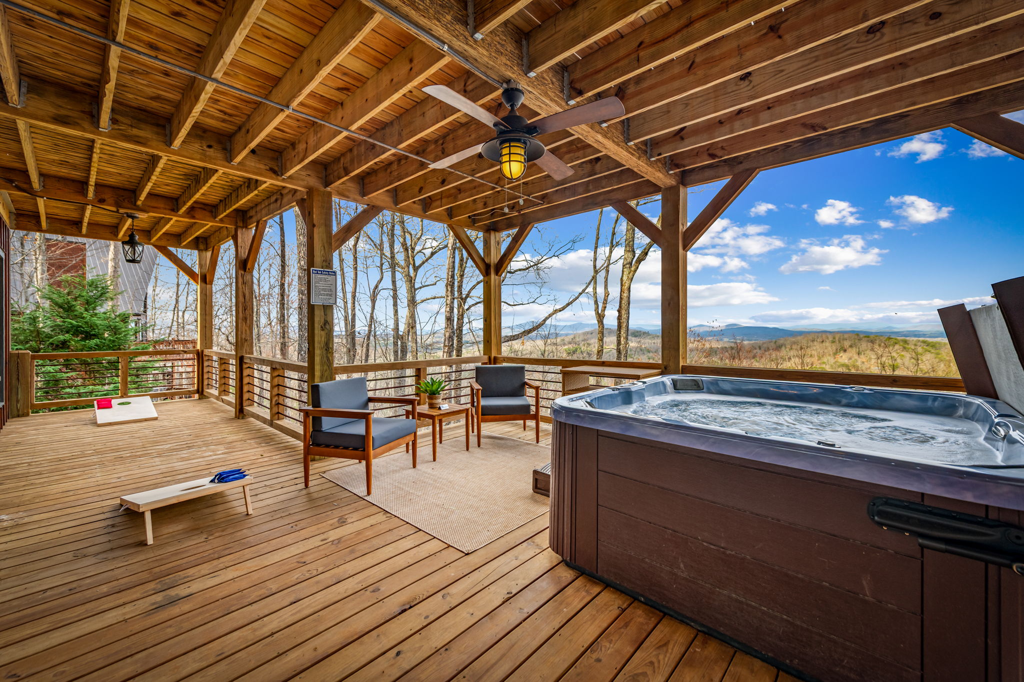 Toccoa River Tubing & Kayaking near Blue Ridge Georgia cabin rental